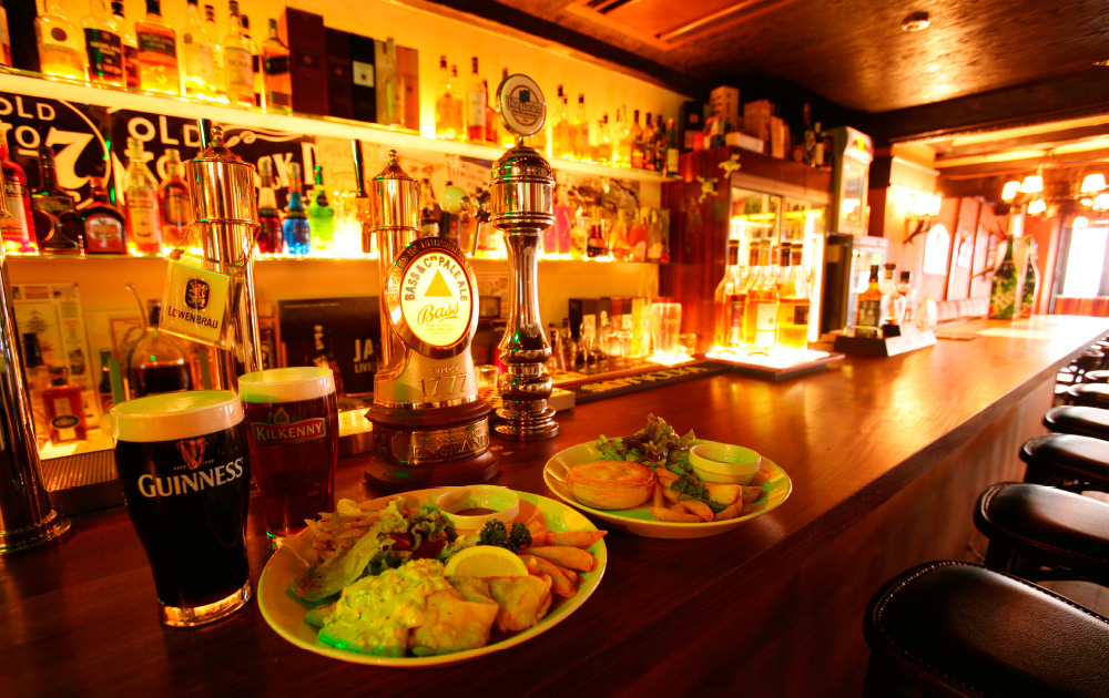 Pig & Whistle［ピッグアンドホイッスル］